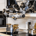 Moleyが自動調理ロボット「モーレイ・ロボット・キッチン」の販売を開始