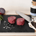 Mirai Foodsが厚さ1.5cm以上の培養テンダーロインステーキ肉の作製を発表