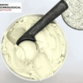 Sophie’s BioNutrientsがクロレラ由来の乳白色アイスクリームを開発
