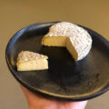 伝統的なチーズ製法で植物チーズを開発するデンマーク企業FÆRM