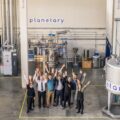 微生物発酵CDMOのスイス企業Planetaryがコニカミノルタと提携、発酵タンパク質の生産性向上・コスト削減を目指す