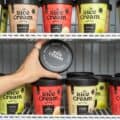 島津製作所、植物分子農業のKinishに出資|チェコの細胞性食品企業も視察